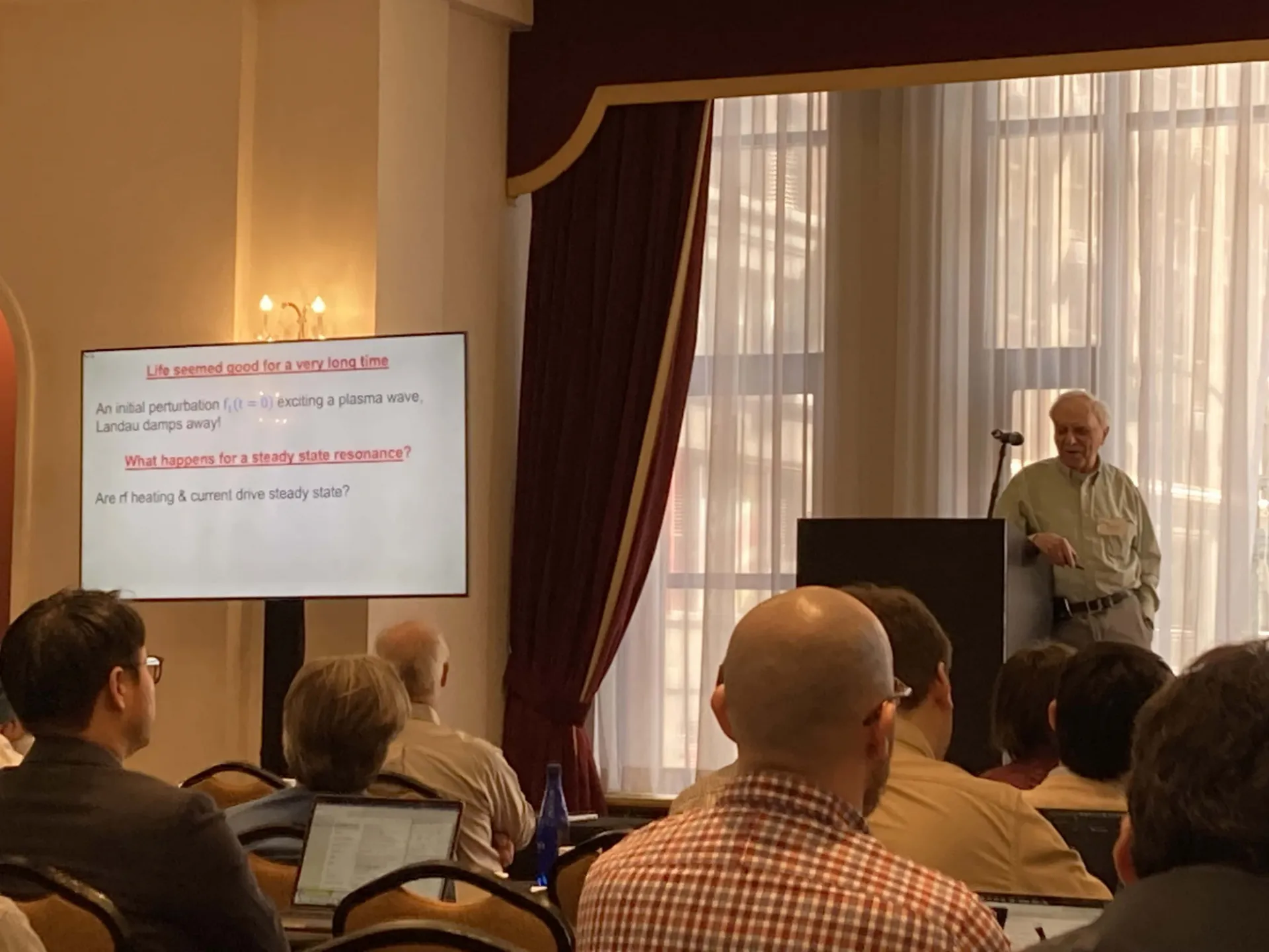 Peter Catto presents his revision of Landau damping